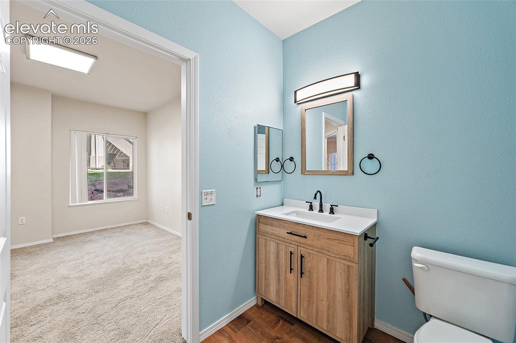 Image 13 of 21: Bathroom