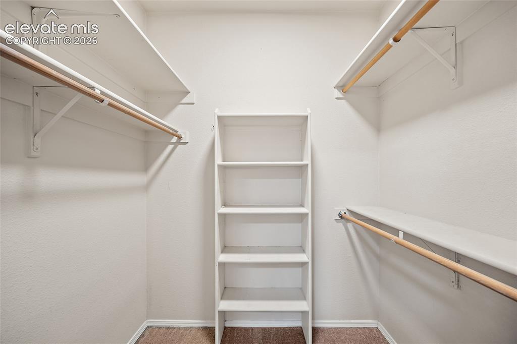 Image 9 of 21: Closet