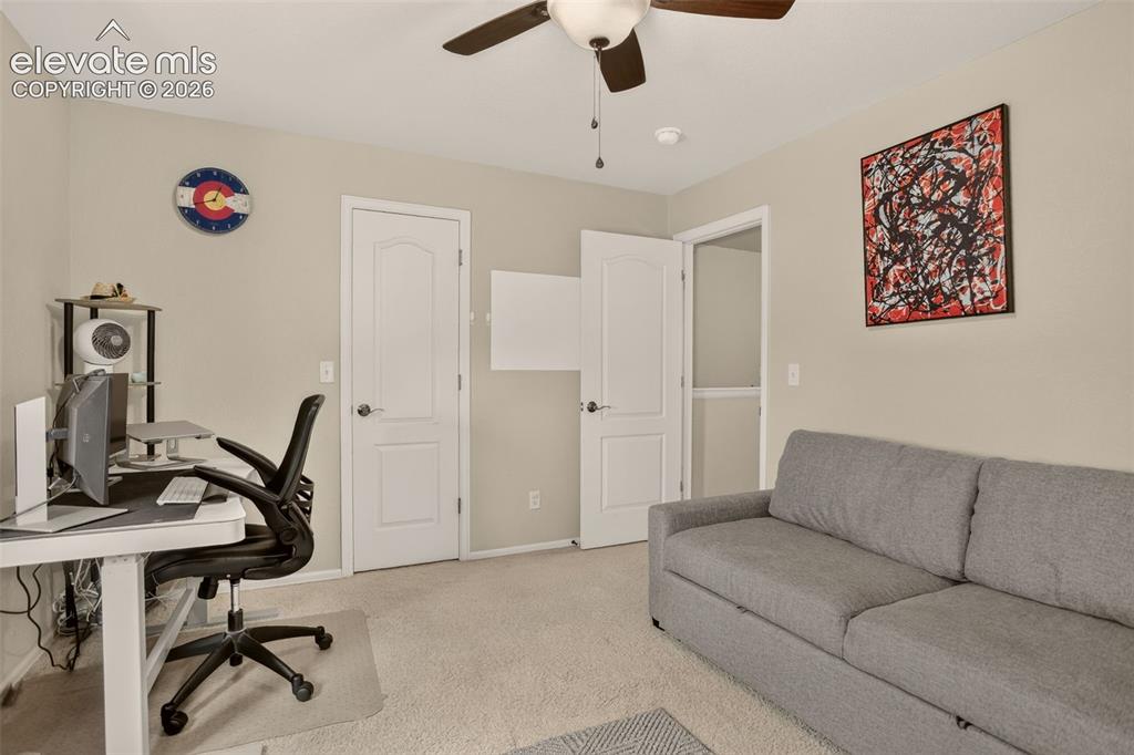 Image 24 of 29: or Bedroom