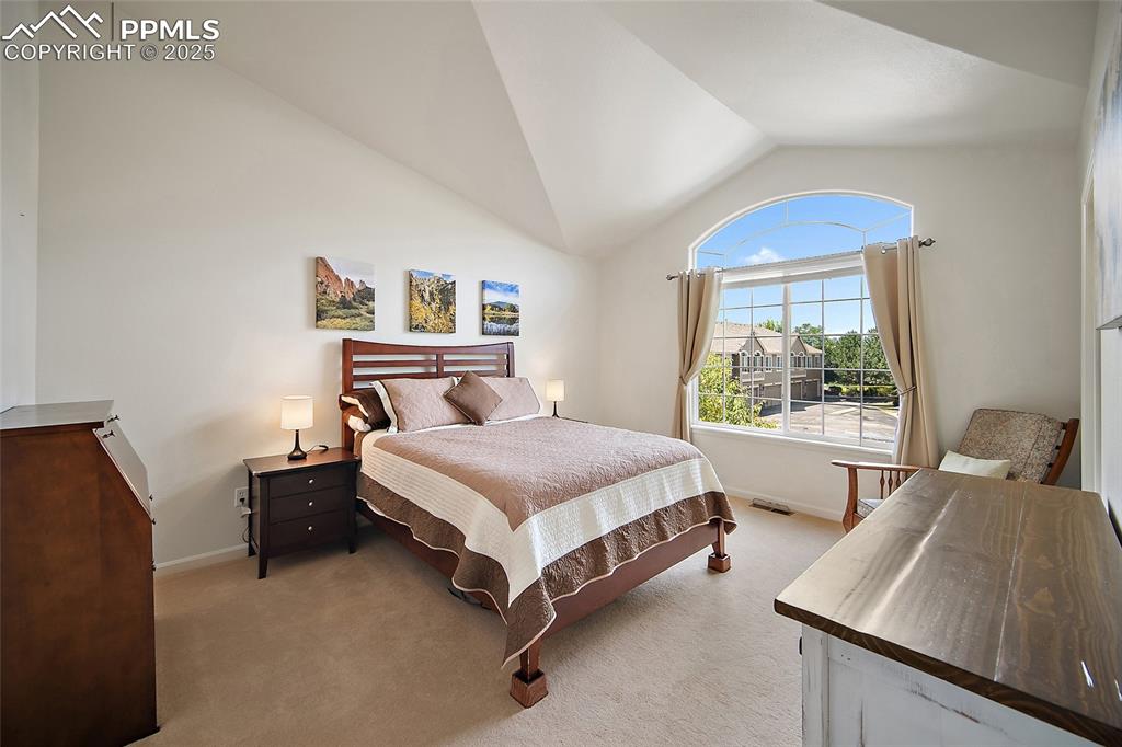 Image 27 of 37: Bedroom