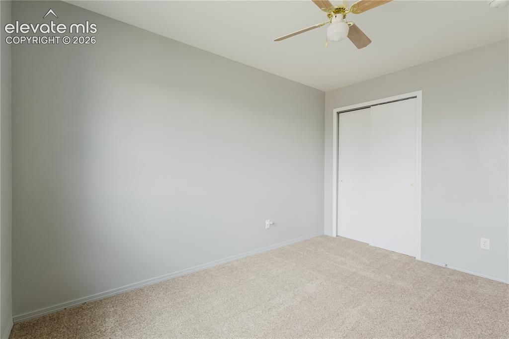 Image 26 of 39: Upstairs bedroom 3