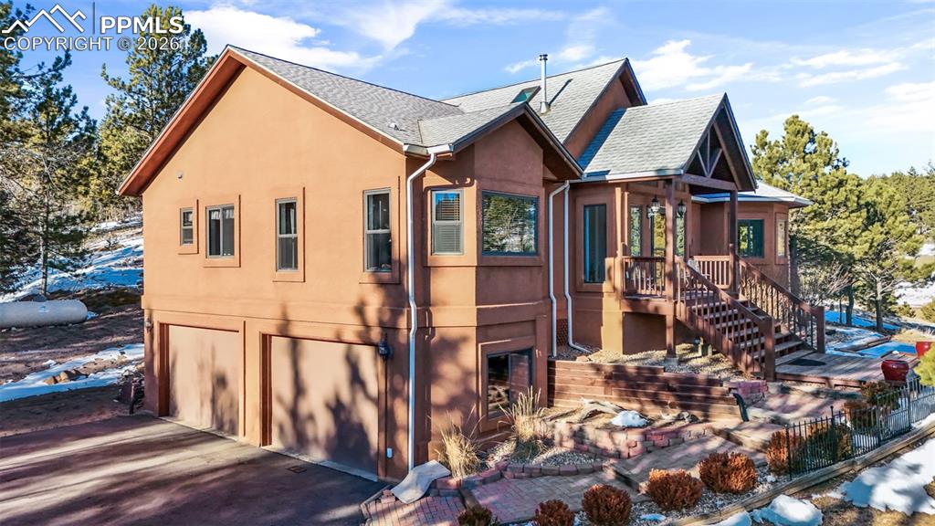 Caption: Side of Structure