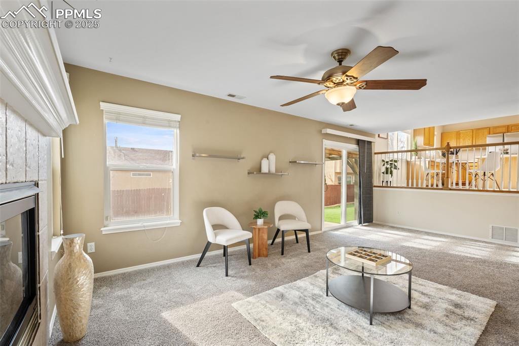 Image 20 of 42: Family Room