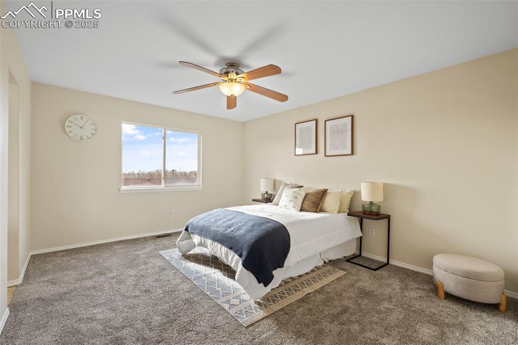 Image 23 of 42: Master Bedroom