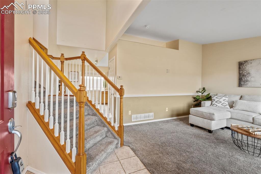 Image 5 of 42: Entry