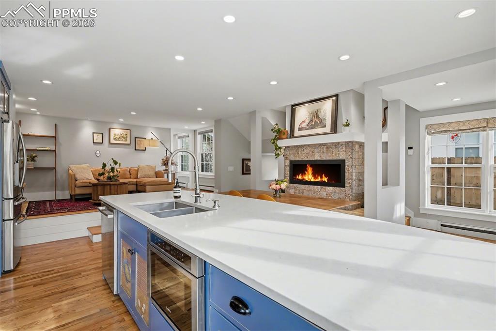 Image 18 of 43: Kitchen