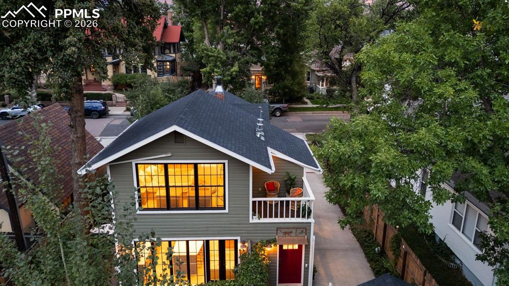 Image 36 of 43: Mature trees and landscaping.