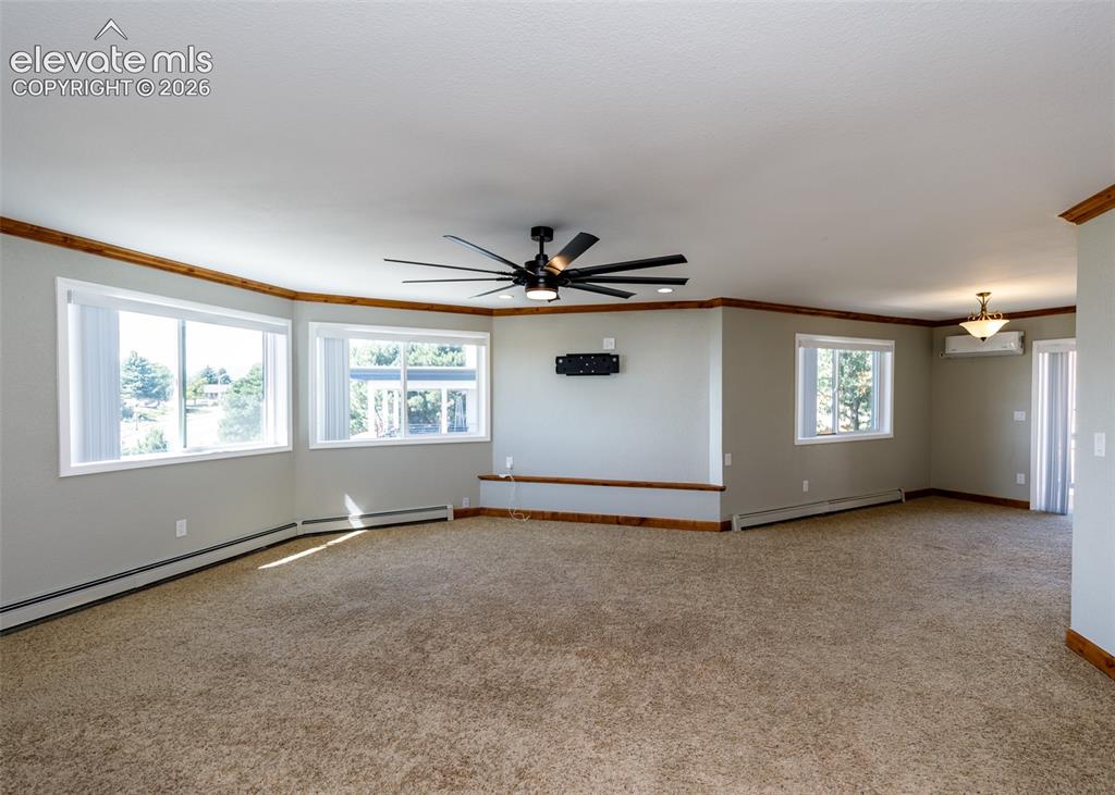 Image 18 of 50: Master bedroom