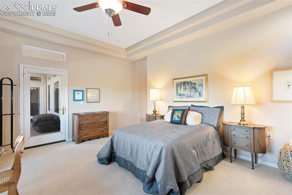 Image 22 of 50: Walkout to deck. ceiling details!