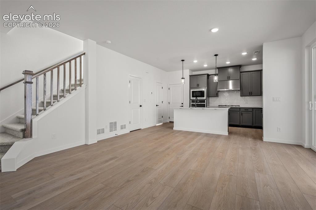 Image 6 of 30: Living Room
