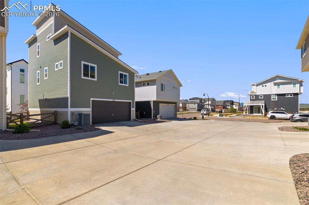 Image 27 of 27: Side of Structure