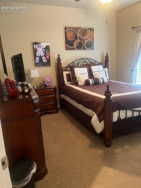 Image 26 of 29: Bedroom