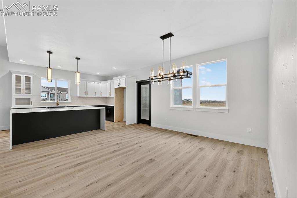 Image 13 of 42: Kitchen