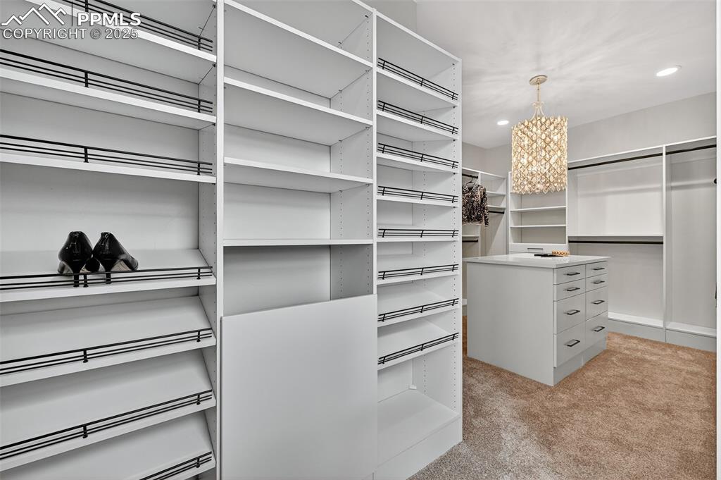 Image 4 of 42: 1 or 2 main bedroom suite closets