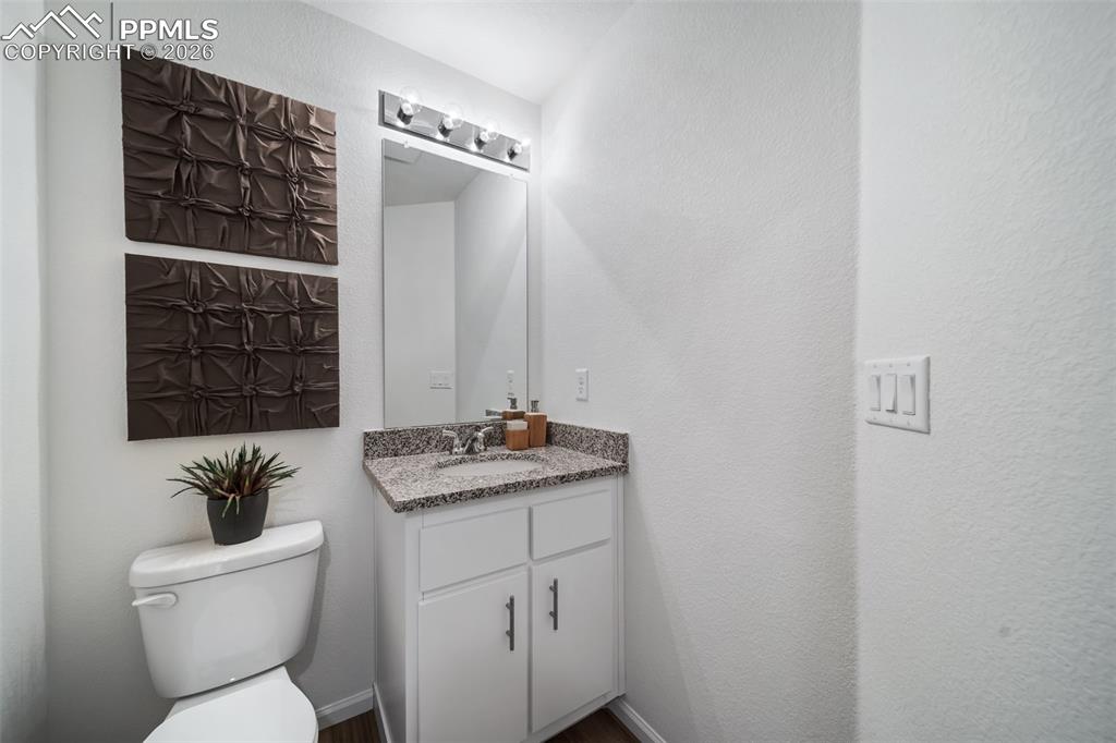 Image 2 of 24: Photos of a model home