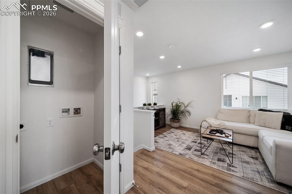 Image 24 of 24: Photos of a model home