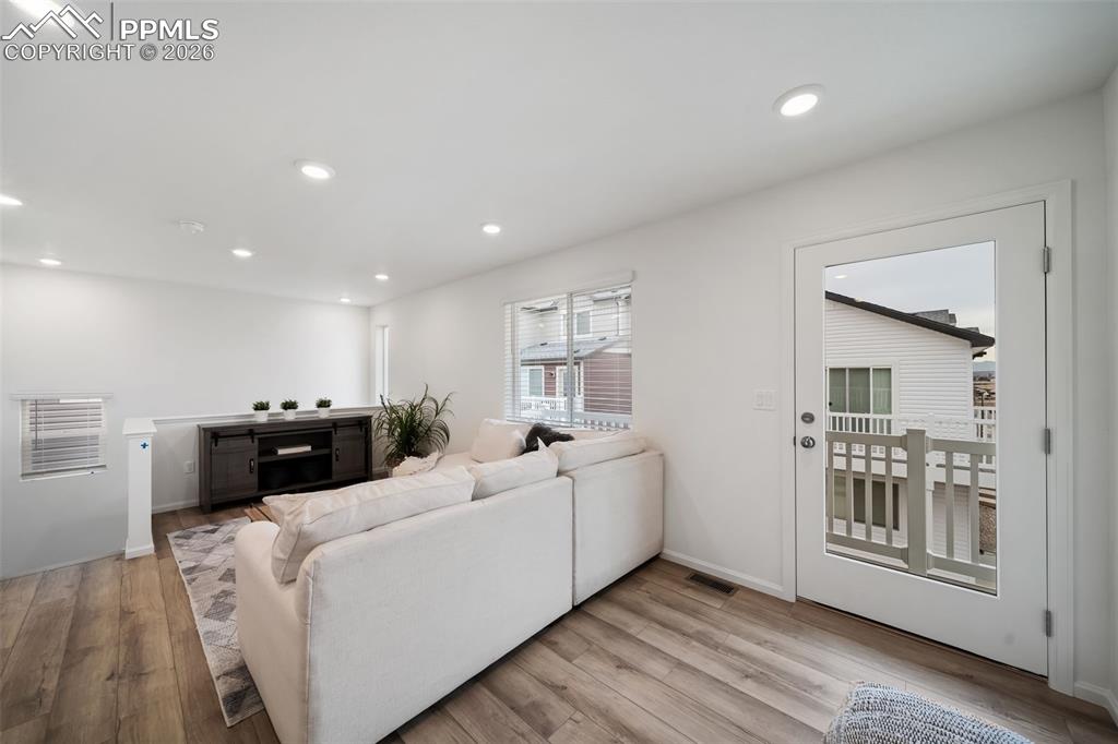 Image 9 of 24: Photos of a model home
