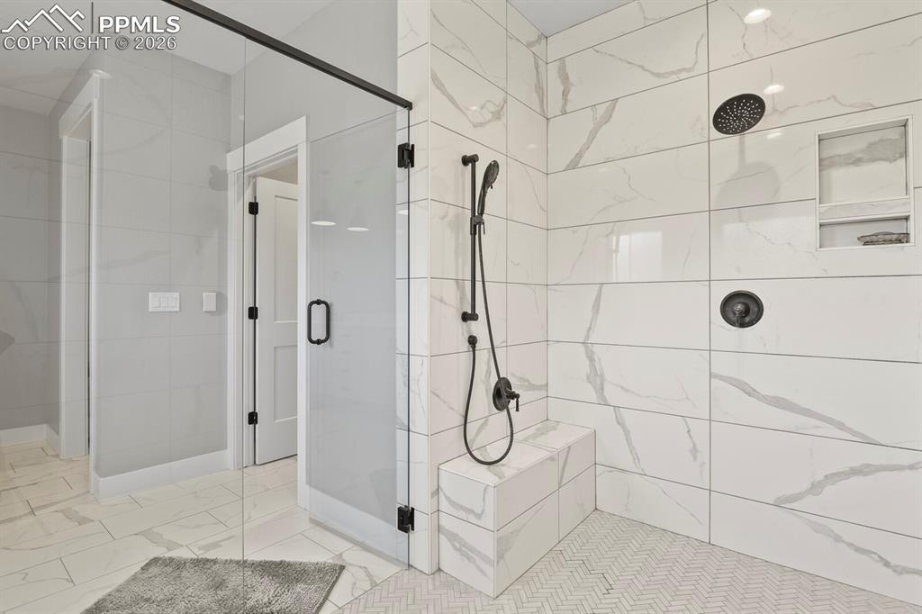 Image 19 of 48: Master Bath