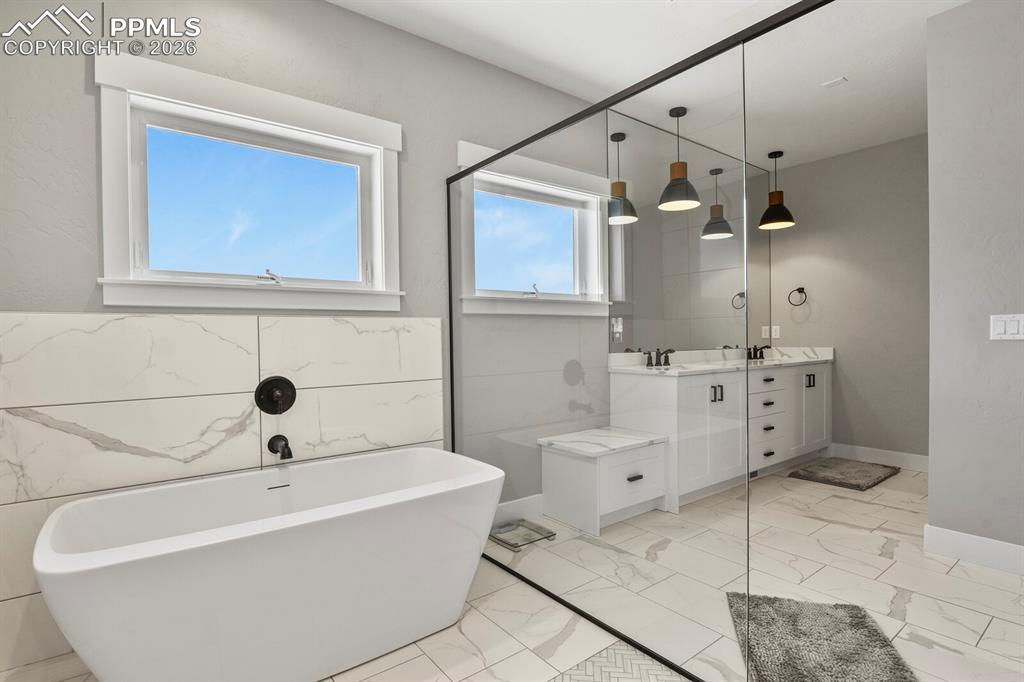 Image 20 of 48: Master Bath