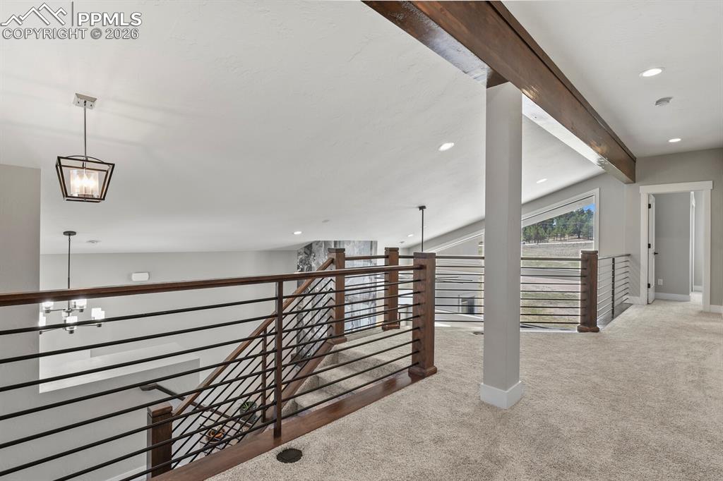 Image 34 of 48: 2nd Floor Loft