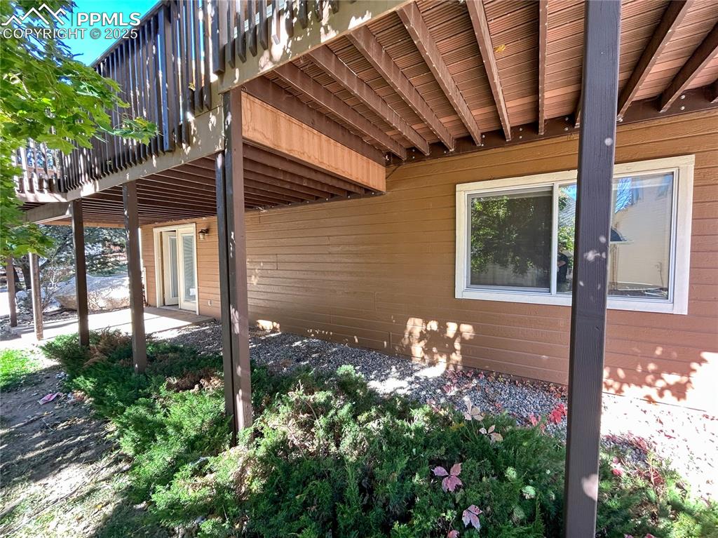 Image 23 of 41: Side of Structure