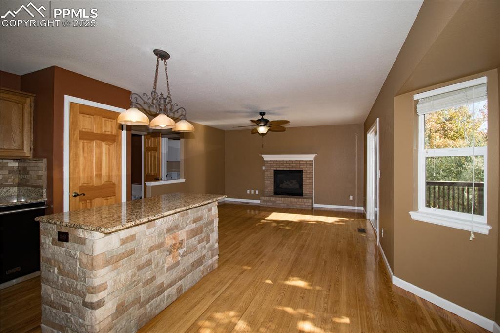 Image 8 of 41: Kitchen