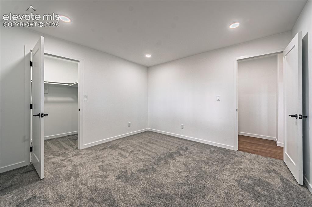 Image 19 of 38: Bedroom