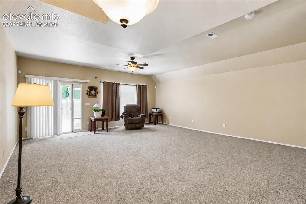 Image 4 of 29: Living Room