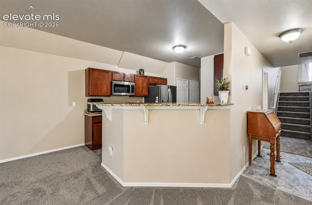 Image 7 of 29: Kitchen