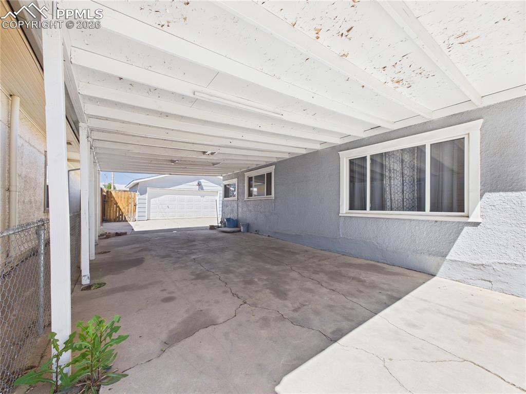 Image 33 of 33: Patio