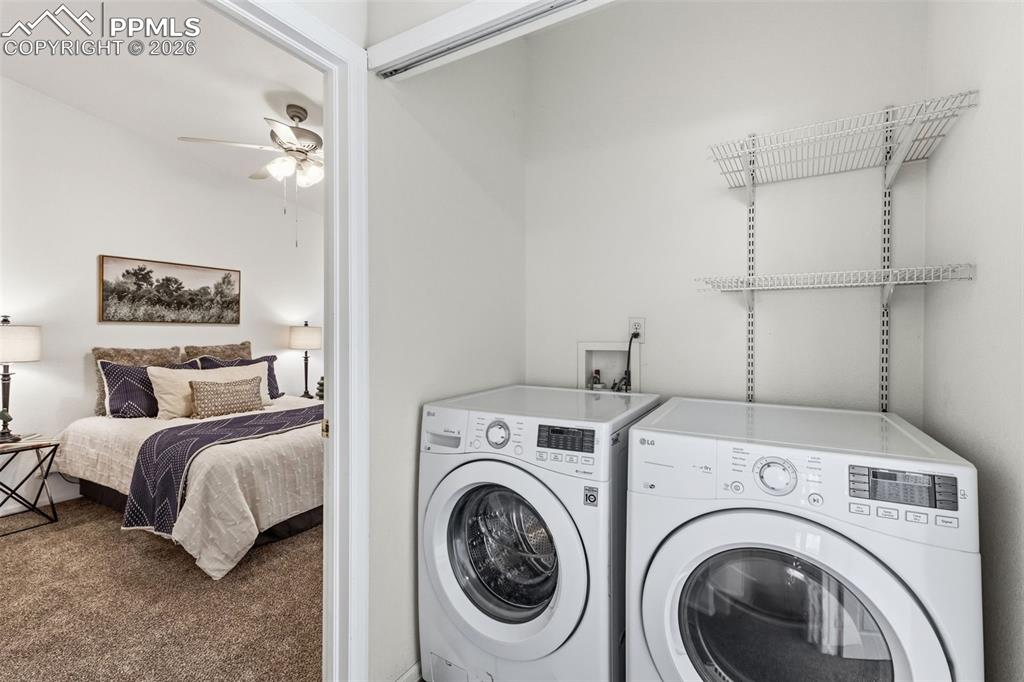 Image 11 of 25: Laundry