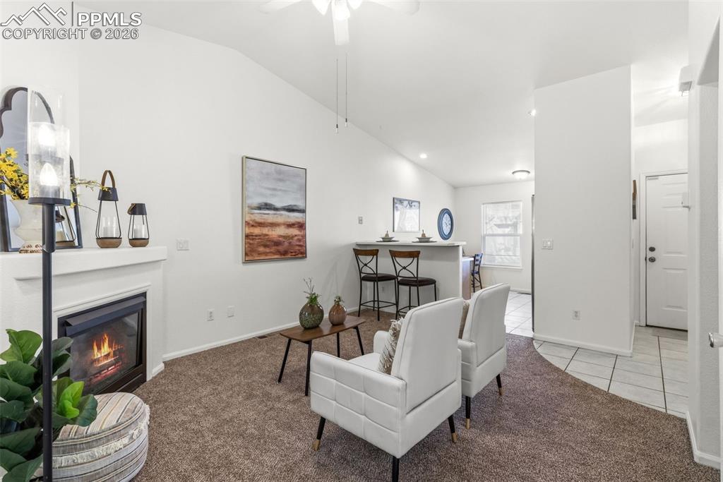 Image 3 of 25: Living Room