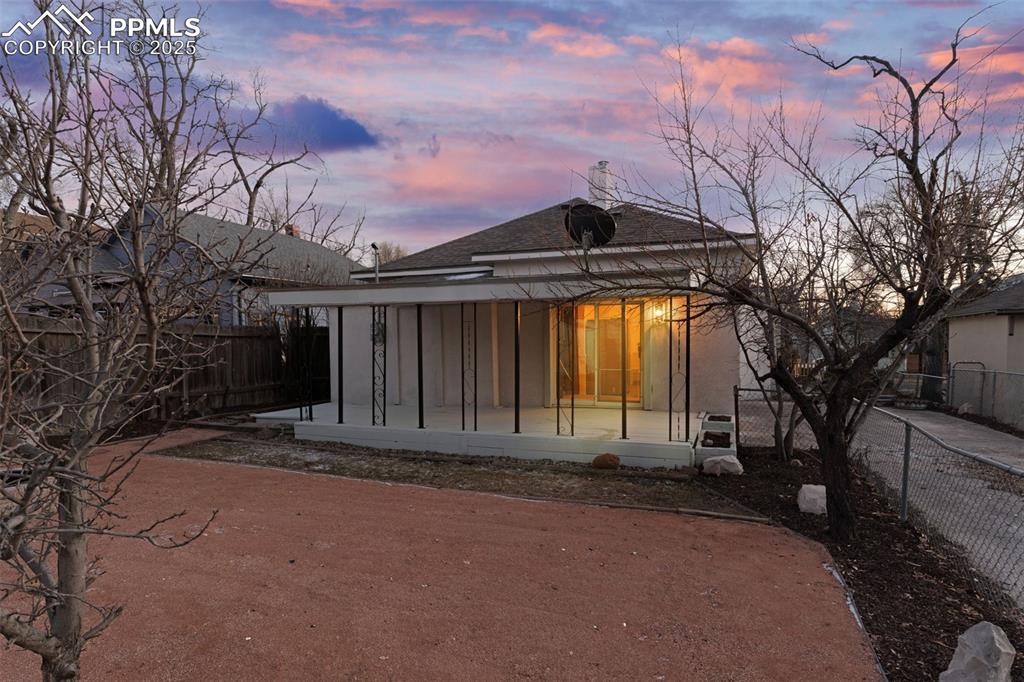 Image 43 of 46: Back of Structure