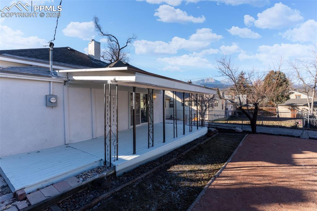 Image 46 of 46: Side of Structure