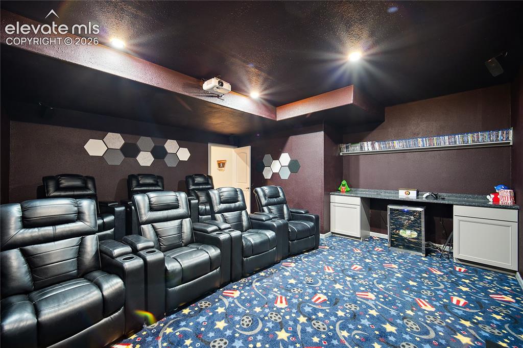 Image 18 of 48: Living Room