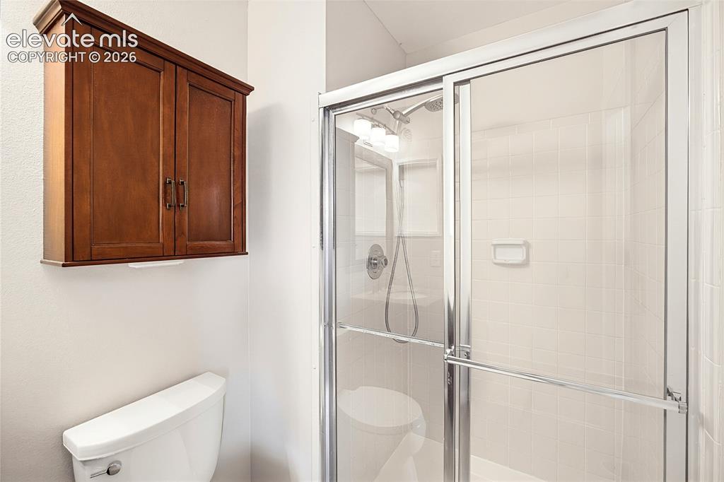 Image 19 of 44: Master Bathroom