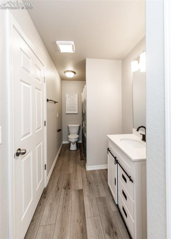 Image 36 of 50: Bathroom