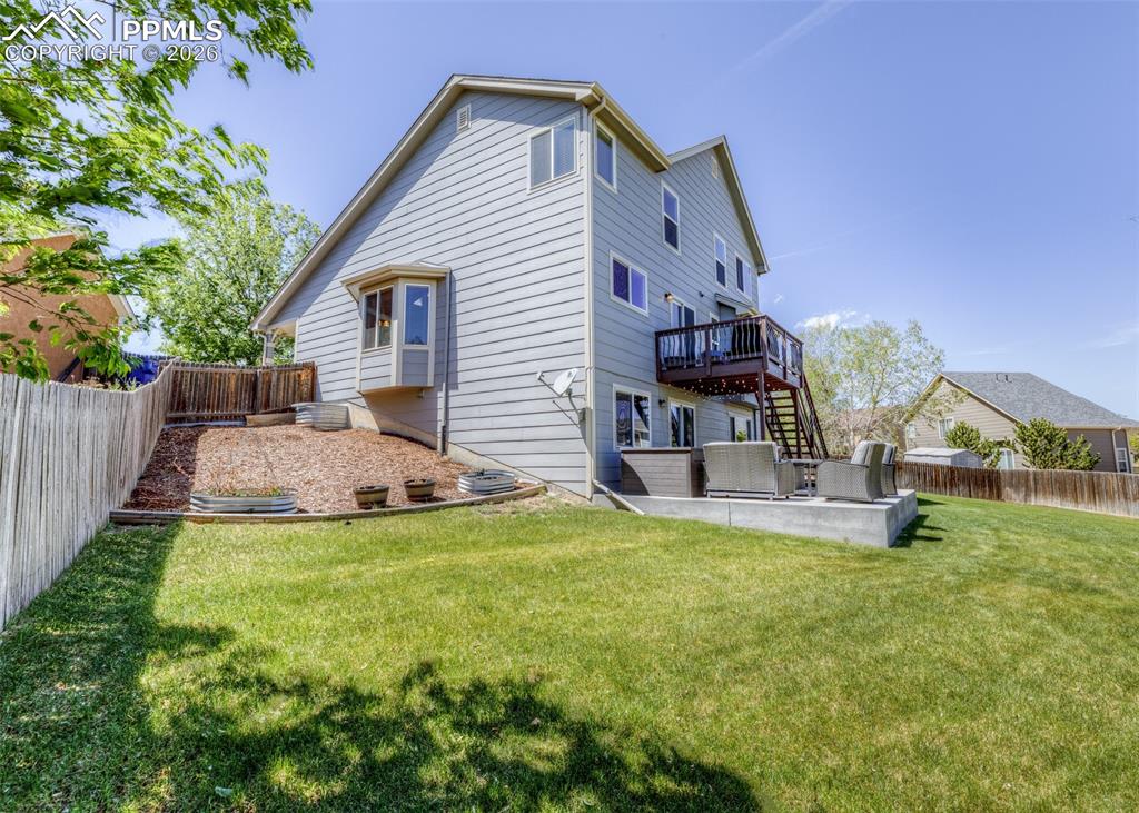 Image 47 of 50: Back of Structure