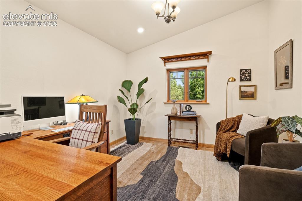 Image 15 of 50: Bonus room, office, additional sleeping quarters, guest room, studio, or gy