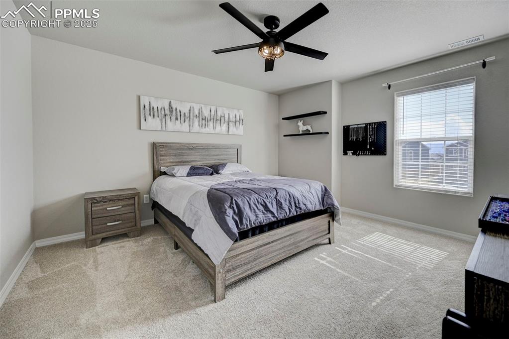 Image 16 of 39: Bedroom