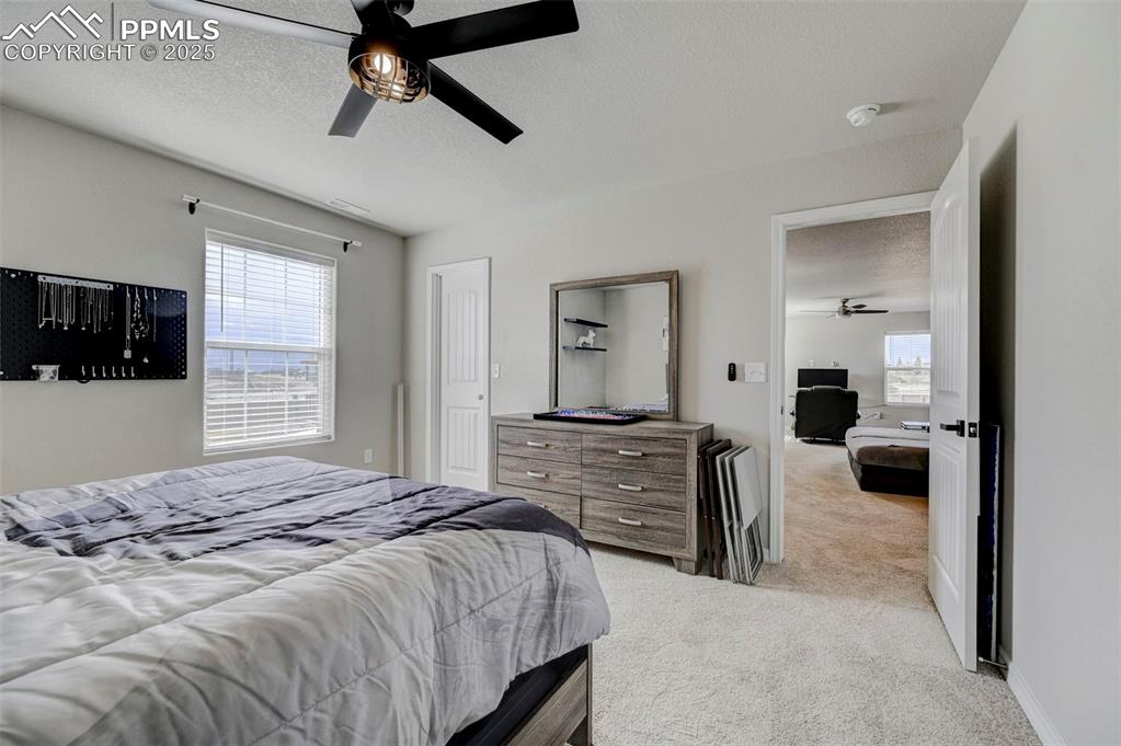 Image 17 of 39: Bedroom