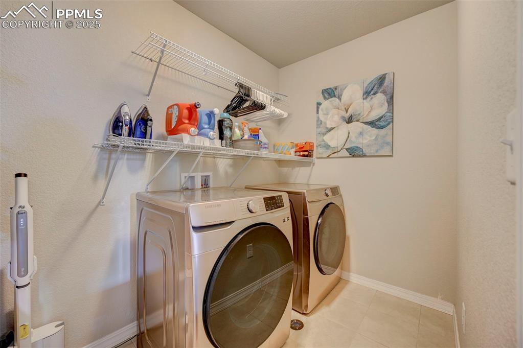 Image 31 of 39: Laundry