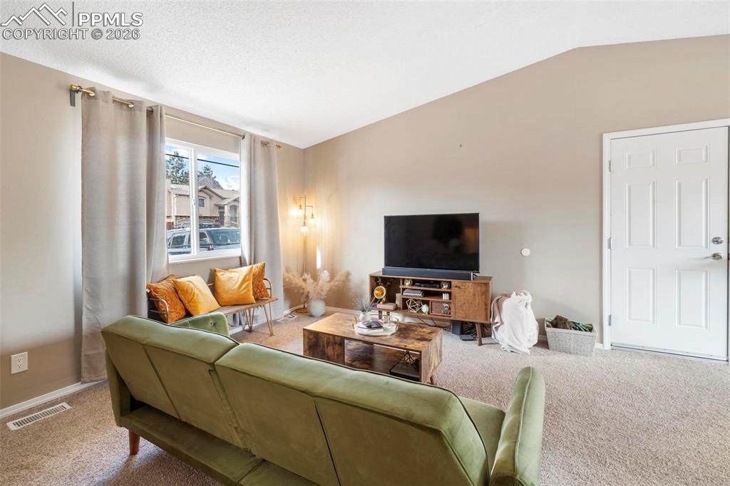 Image 4 of 25: Living Room