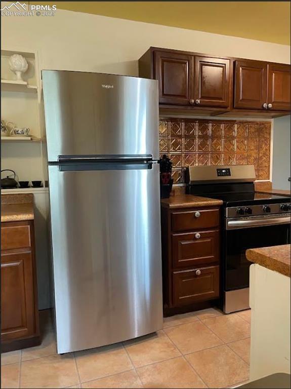 Image 10 of 45: All new stainless steel kitchen appliances!