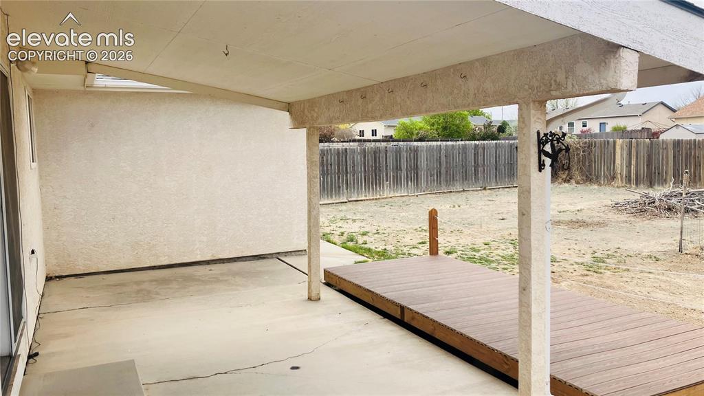 Image 20 of 23: Patio