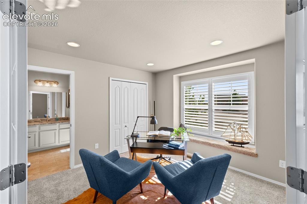 Image 11 of 49: Kitchen