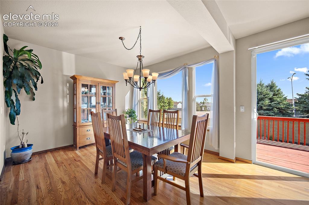 Image 10 of 44: Dining Area