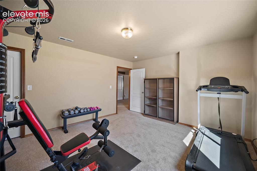 Image 29 of 44: Exercise Room