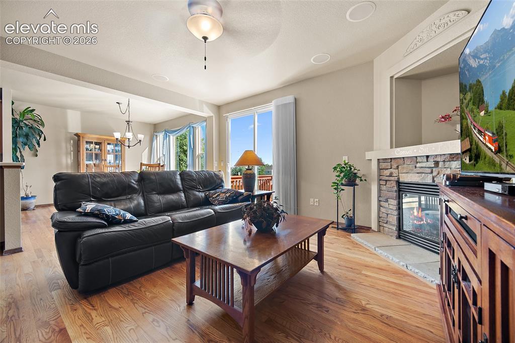 Image 9 of 44: Living Room