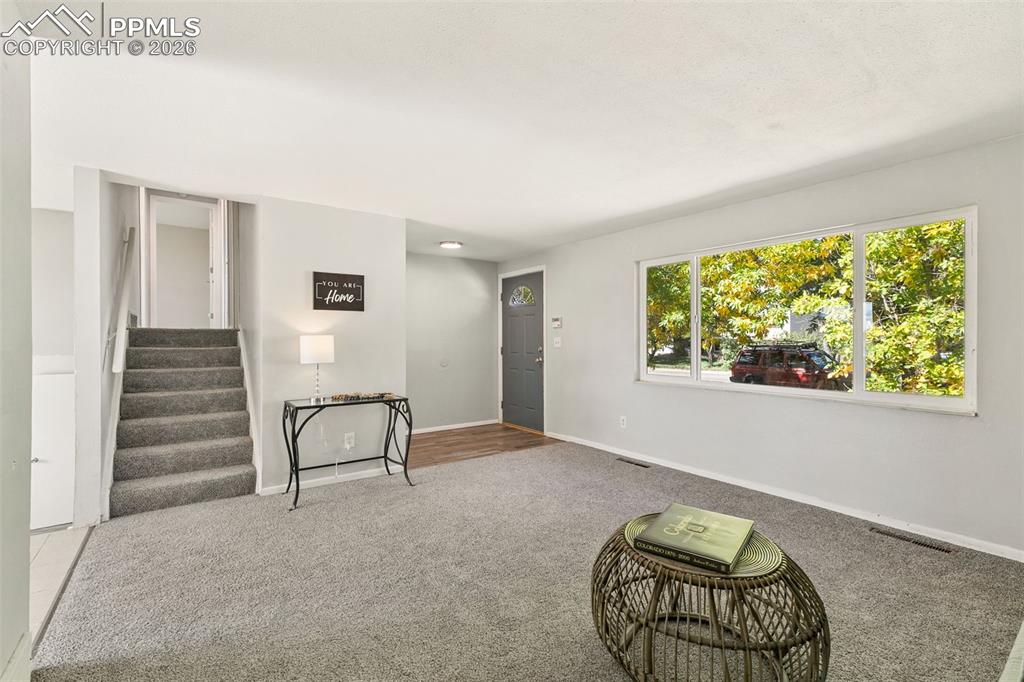 Image 6 of 29: Other side entrance angle front livingroom